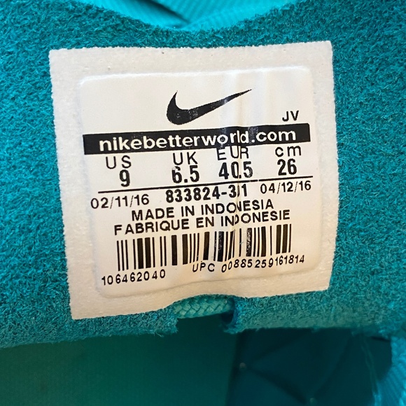 Nike Juvenate Woven Sneakers in Jade Size 9 - Picture 9 of 13